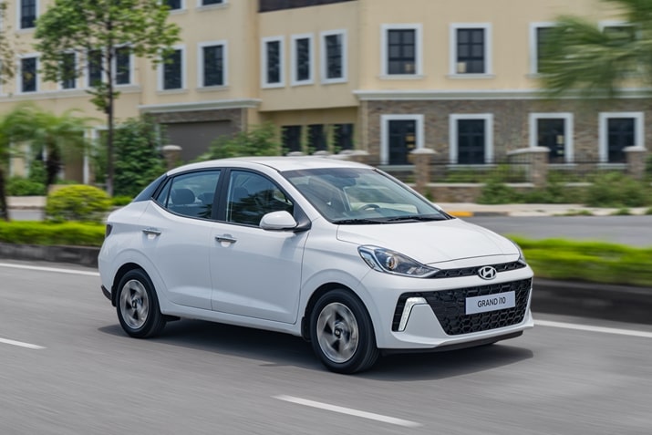 new hyundai i10 sedan